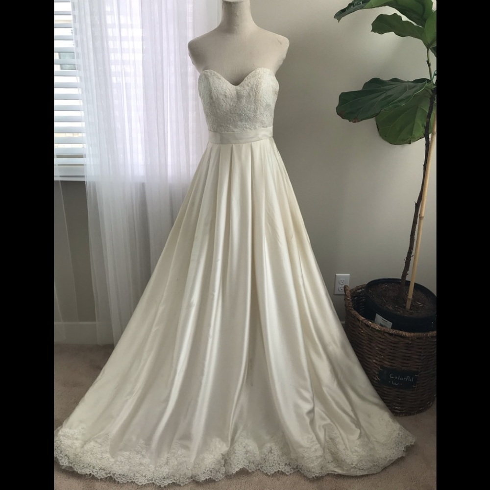 Olia Zavozina Ebie lace and silk  wedding dress